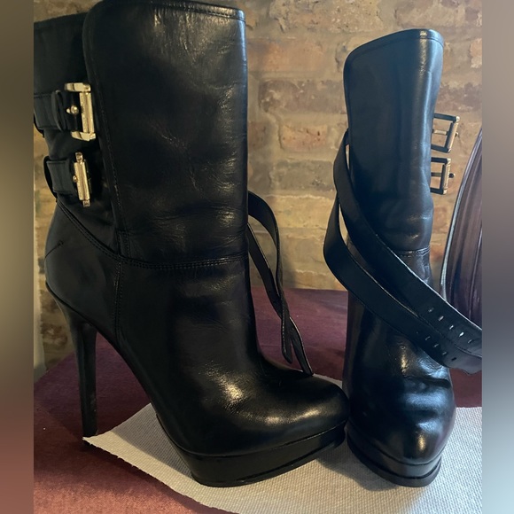 Michael Kors Leather & Shearling Mae Boot - Picture 2 of 6